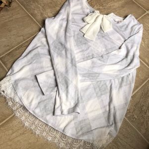 Lauren Conrad Sweater